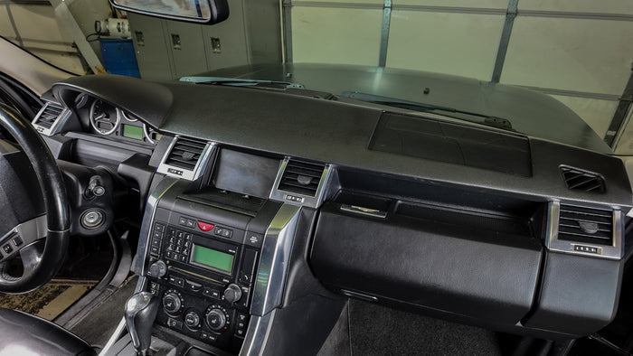 2005–2009 Land Rover LR3 / 2006–2009 Range Rover Sport Dash Cover – Hard Molded Plastic Overlay – Made in the USA - 0509LR3