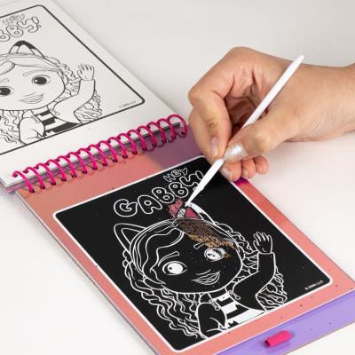 Cerda Gabby's Dollhouse Scratch Book Stationary Set