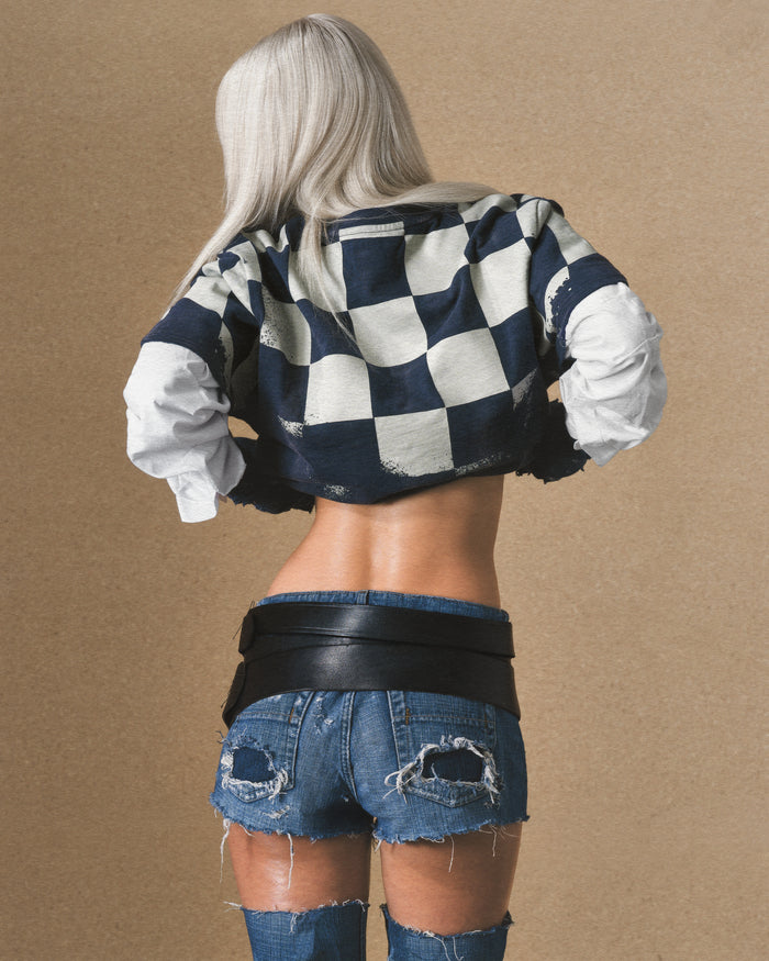 'CHECKERBOARD' TEE SHIRT IN VINTAGE NAVY