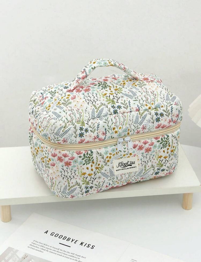 Green Quilted Makeup & Toiletry Travel Bag (3 Pcs)
