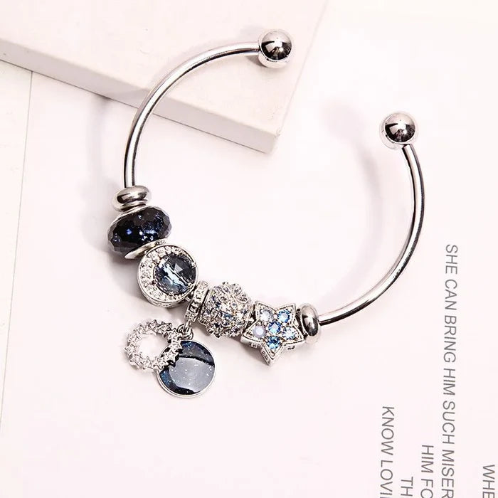 Natural crystal beads of the blue moon star wish bracelet - detail three