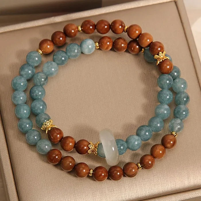 Blue chalcedony beads natural pattern - detail four