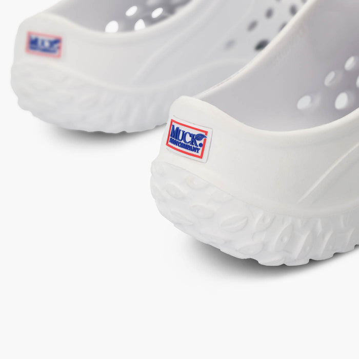 Muckster Lite Liberty Men's Clog MMLCMU01 white clog shoe on a white background