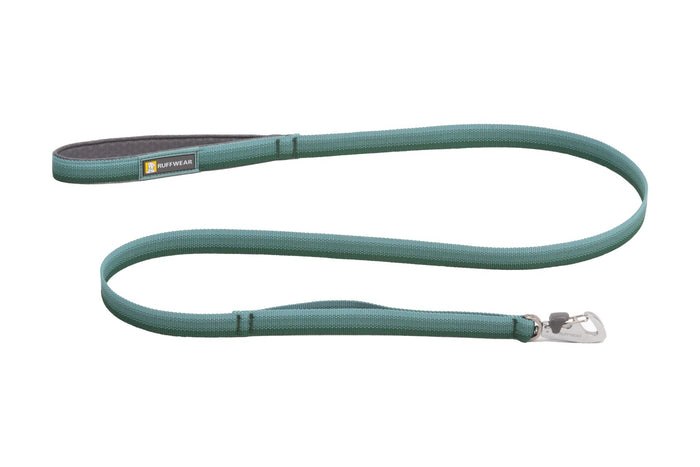 Stock image of the Front Range Lead in River Rock Green, an everyday lead with a fading pattern along the length, against a white background.